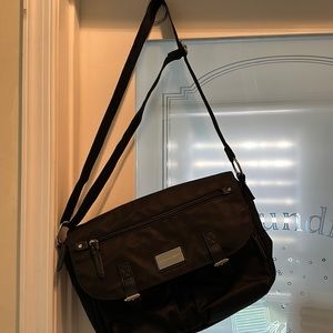 Classy Dana Buchman handbag